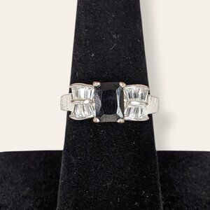 (2/$20) V. Black and Clear Glass Costume Ring